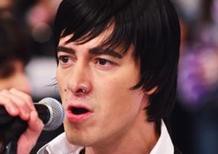 Rodrigo Faro arrasa como Di Ferrero do NXZero