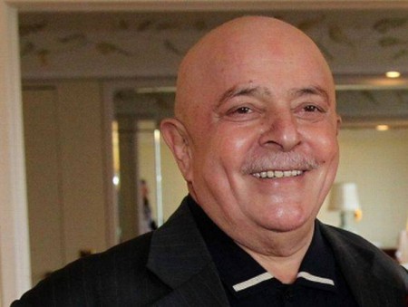 Com a presença de Lula, Corinthians assina contrato para construção do Itaquerão